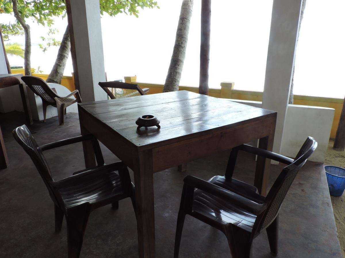 Reggae Zone Beach Resort 탕갈레 외부 사진